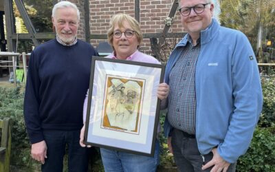 Kreuzwegausstellung von Thomas Hartmann im Kirchenfoyer