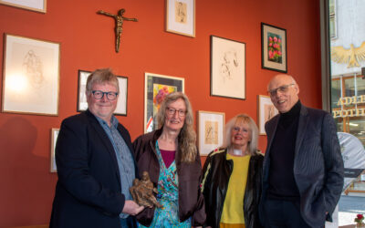 Kirchenfoyer zeigt Werke von Tisa von der Schulenburg